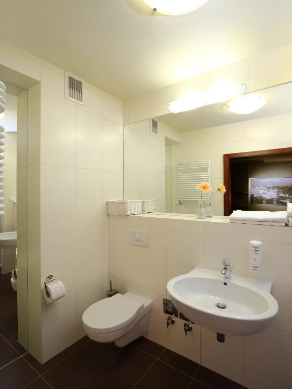 Apartamenty Zlota Nic Opole Cameră foto
