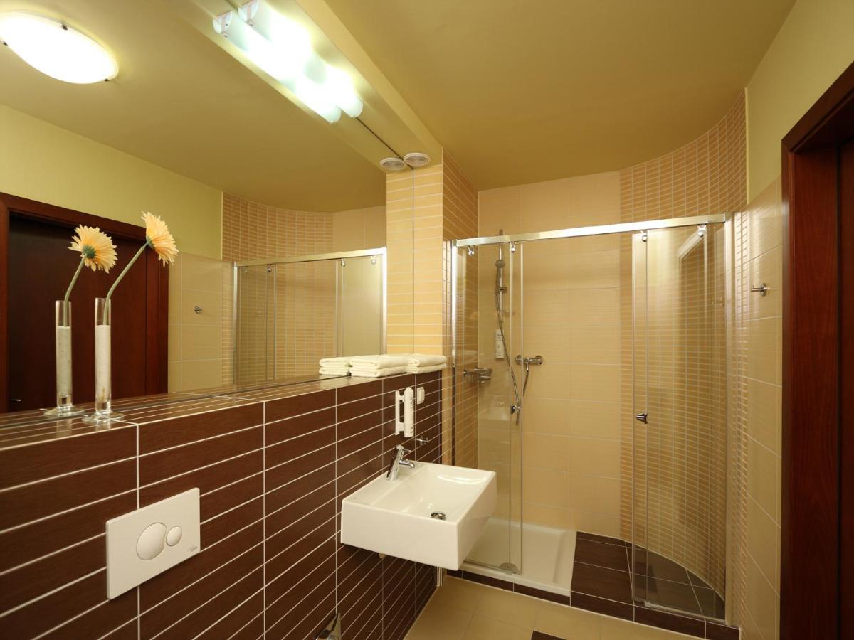 Apartamenty Zlota Nic Opole Cameră foto
